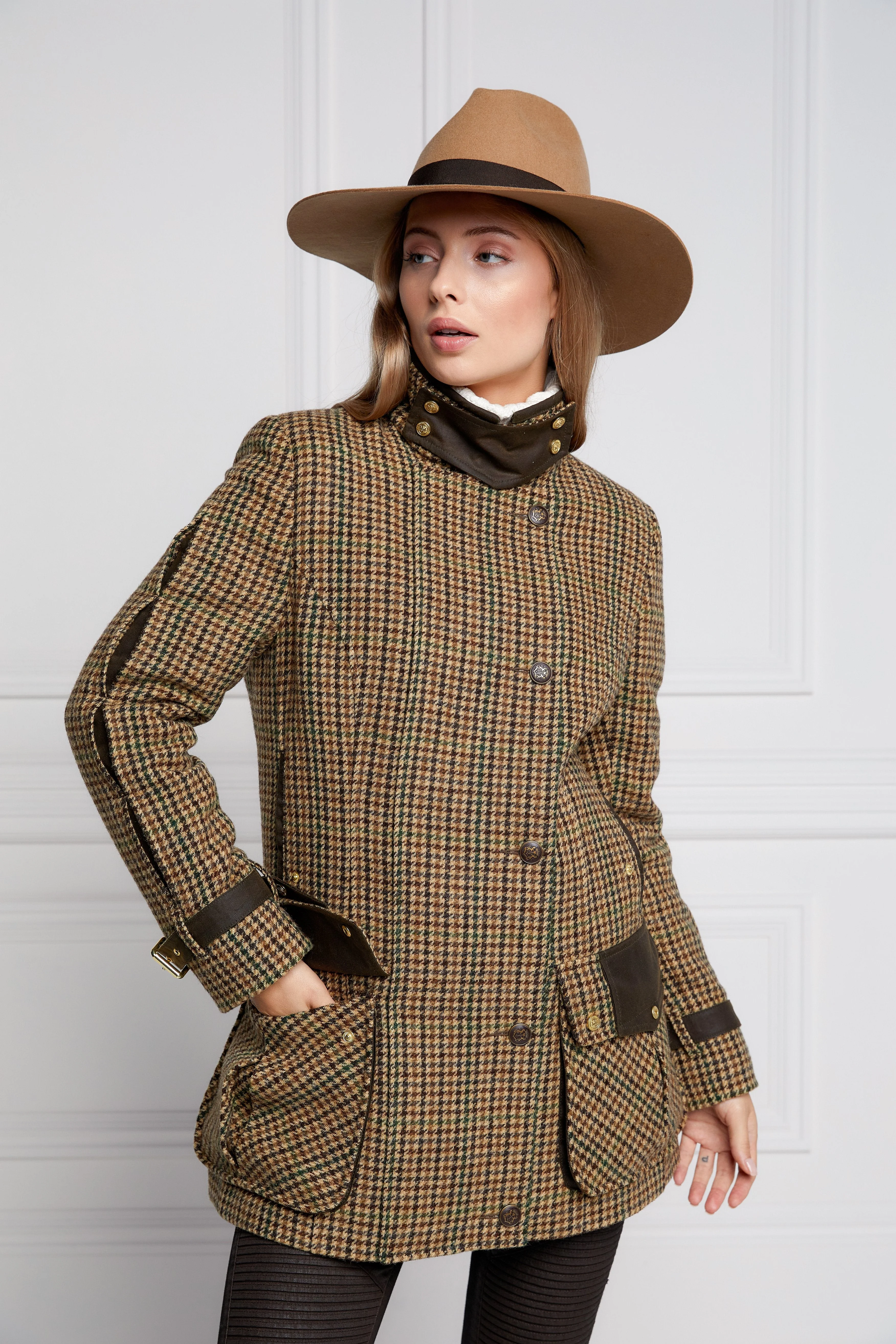 Balmoral Field Coat (Hailes Green Tweed) - Image 8